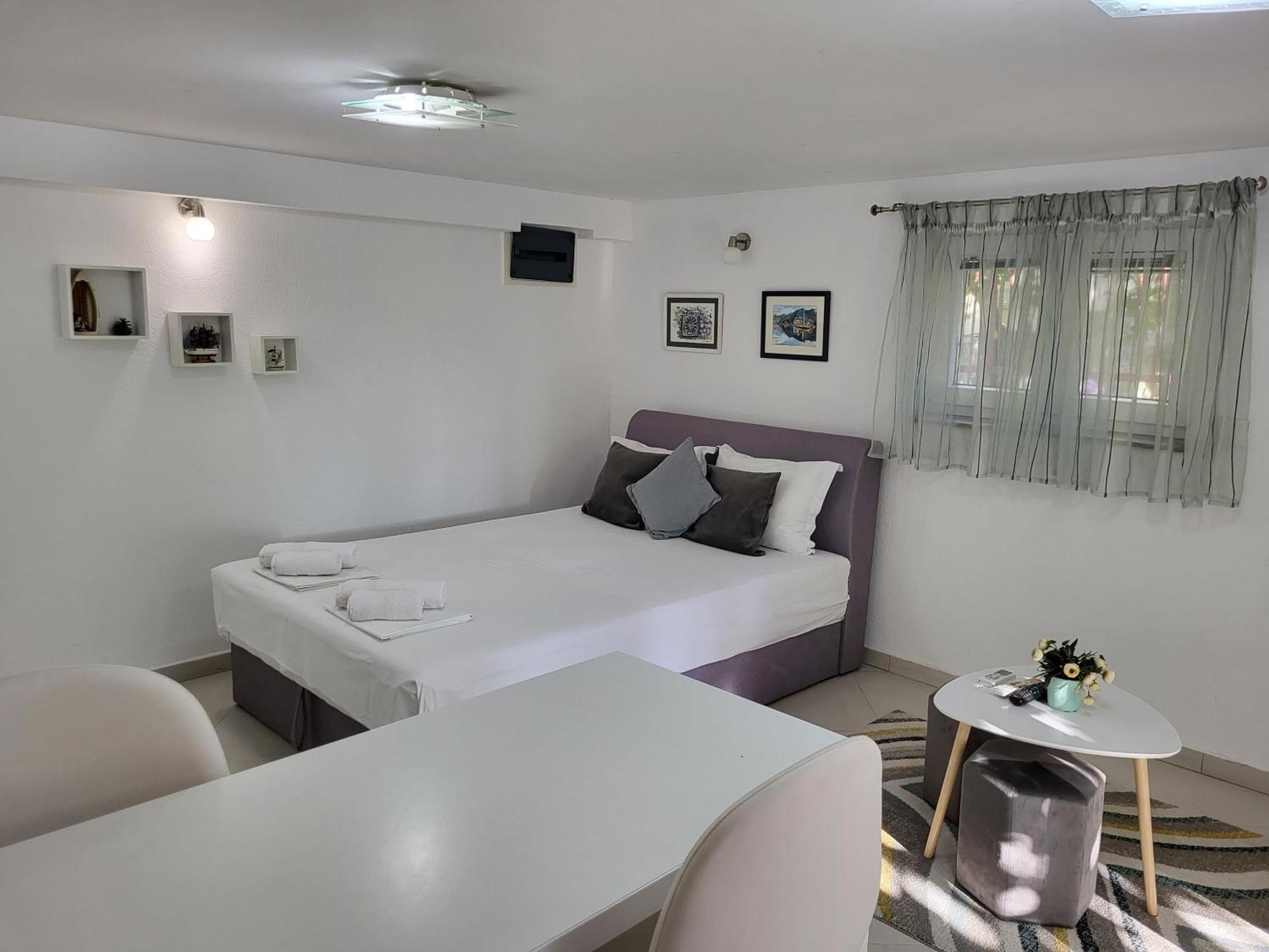 Apartments Teodo Tivat Exterior foto