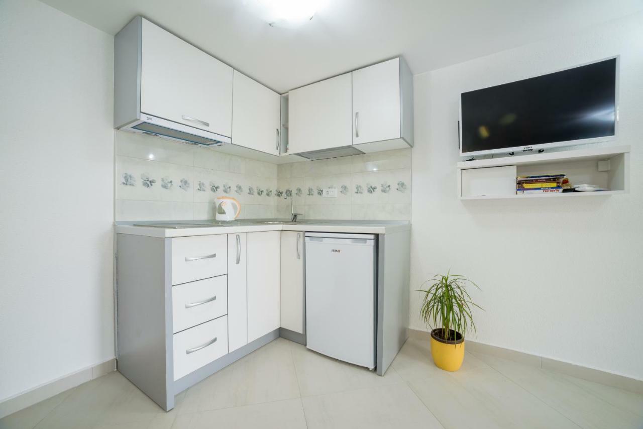 Apartments Teodo Tivat Quarto foto